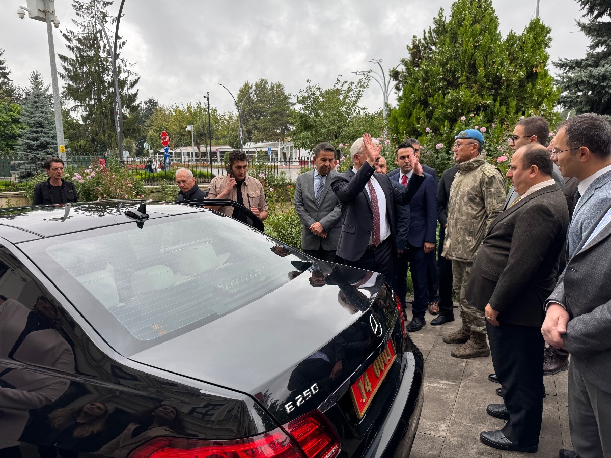 Bolu Valisi Erkan Kılıç, Düzenlenen Törenle Bolu'ya Veda Etti