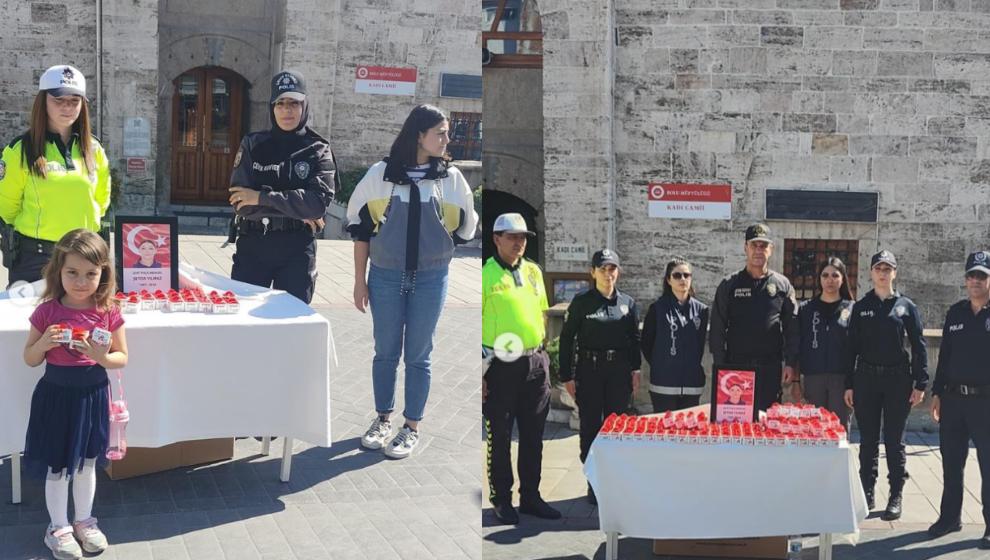 Şehit Polis Memuru Şeyda Yılmaz ve Tüm Şehitlerimiz İçin Lokum Dağıtıldı