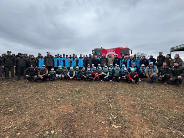 Göynük'te Yangın Yaraları Sarılıyor: 7'den 70'e Onlarca Kişi, 8 Hektar Alanda 8 Bin Fidan Dikti