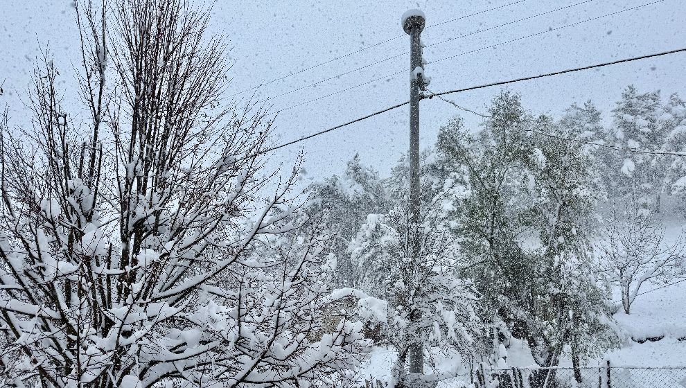 Yoğun Kar Yağışı Göynük'te Elektrik ve Su Kesintilerine Neden Oldu